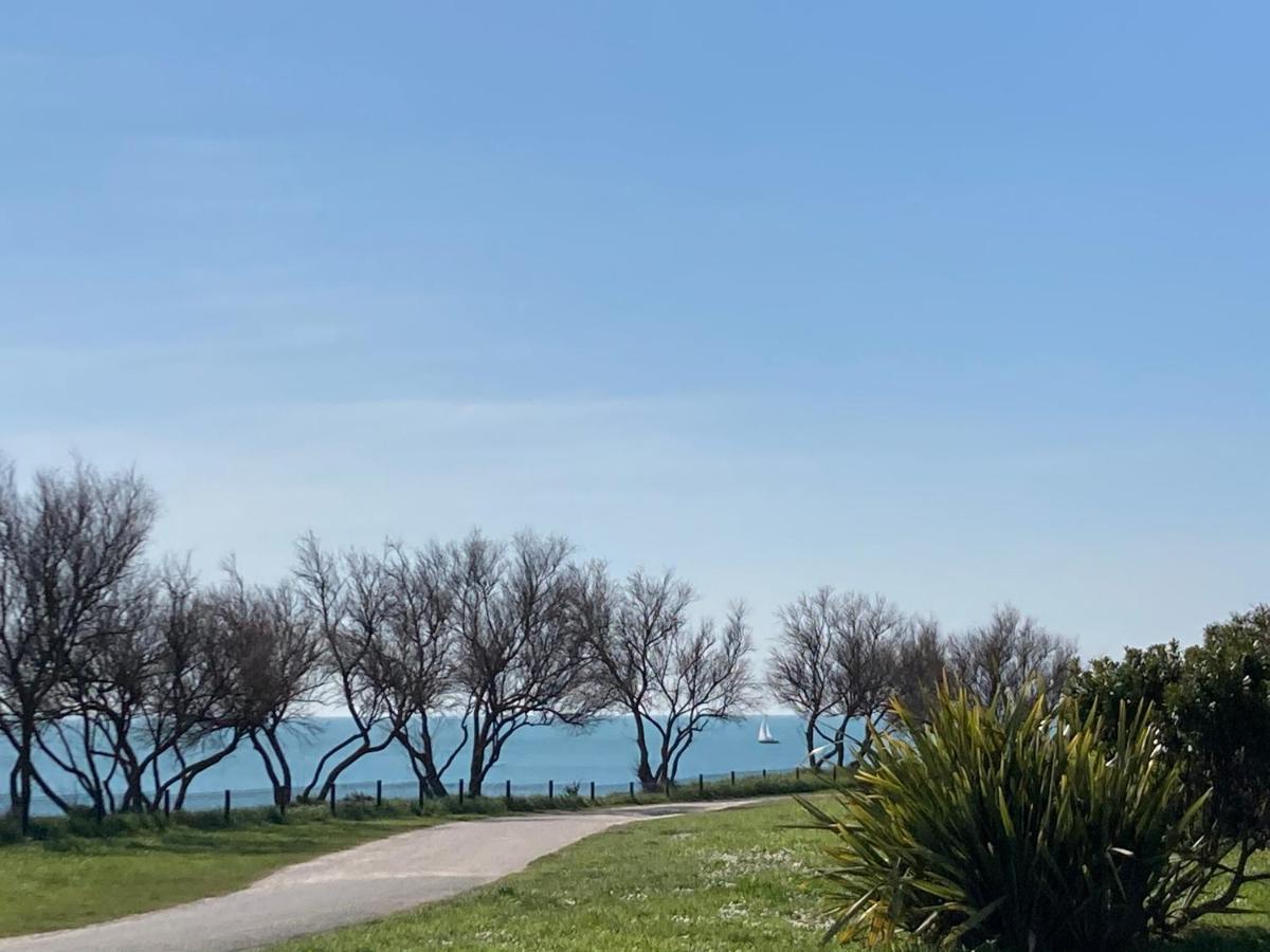 Lumineux Avec Vue Panoramique Sur L'ocean *