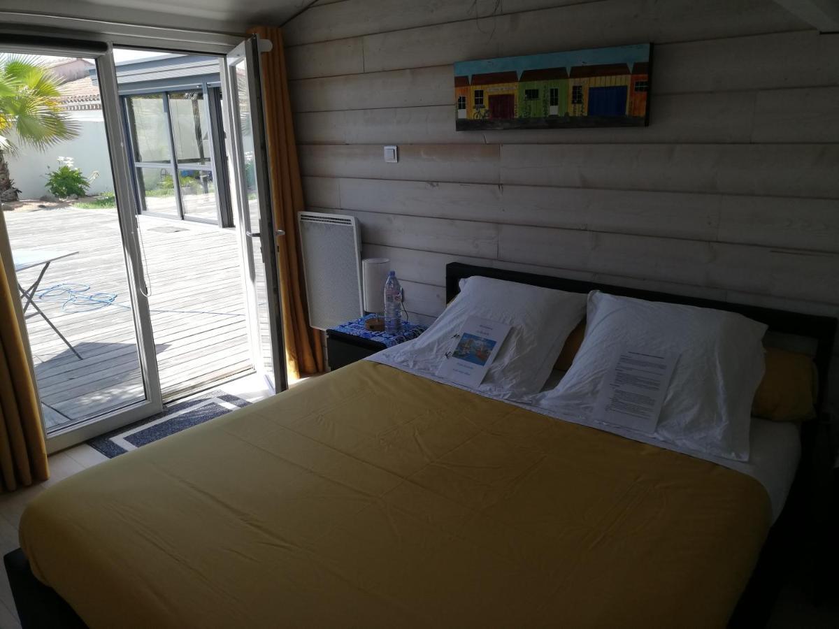 Independant Avec Piscine Et Cuisine Exterieures Homestay