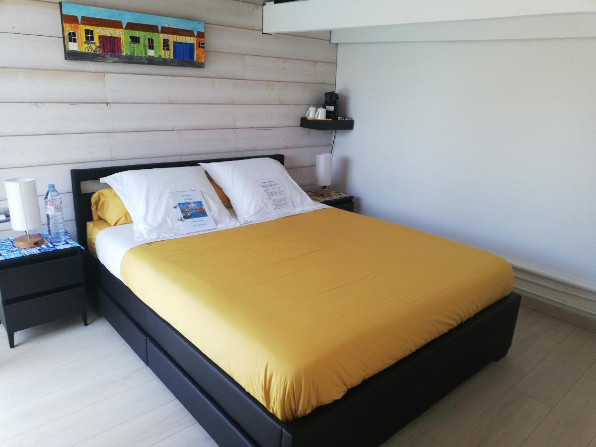 Independant Avec Piscine Et Cuisine Exterieures Homestay La Rochelle (Charente-Maritime)