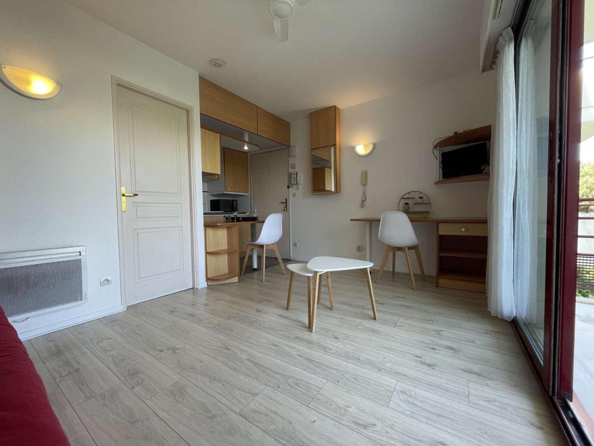 Confortable Avec Balcon, Parking, Piscine Proche Port La Rochelle - Fr-1-246-664 La Rochelle (Charente-Maritime)