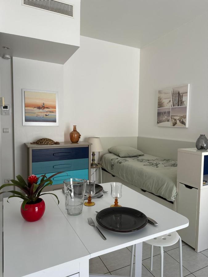 La Rochelle Sur L'eau - Studio *
