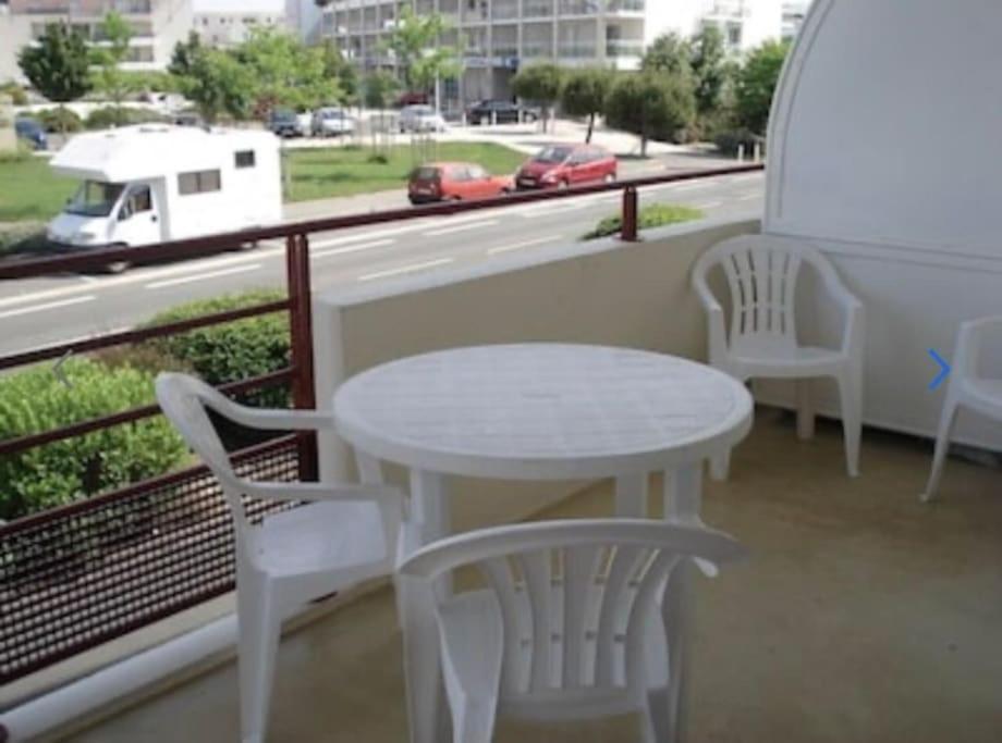Apartment La Rochelle Minimes - Meuble Avec Piscine *