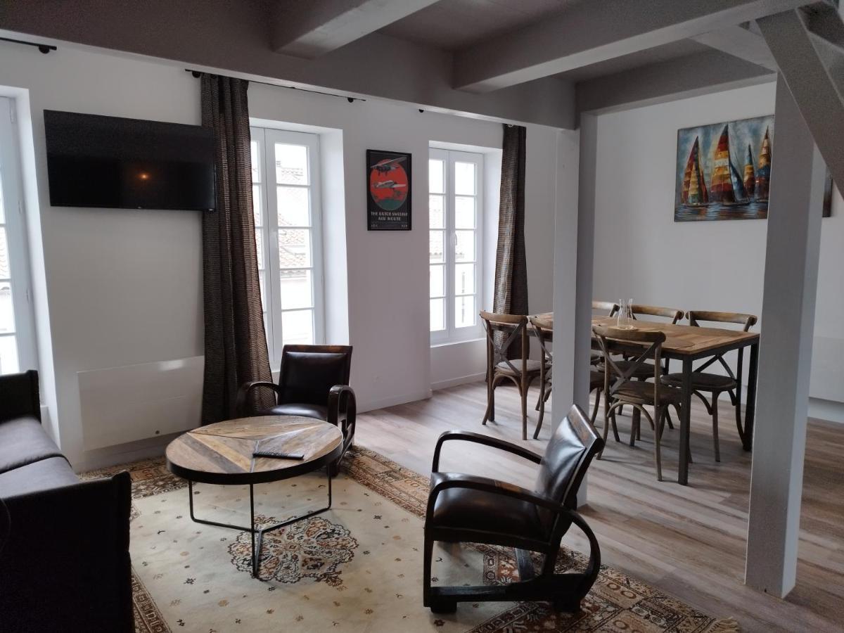 Grand Ancien En Centre Appartement *