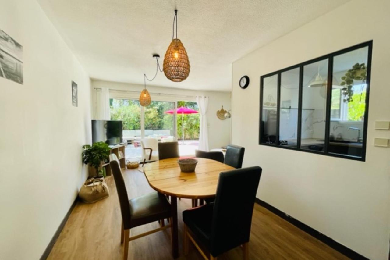 Spacious Cocoon With Pool In La Rochelle