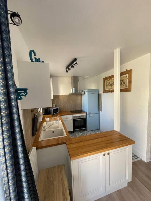 Stade Rochelais Appartement *