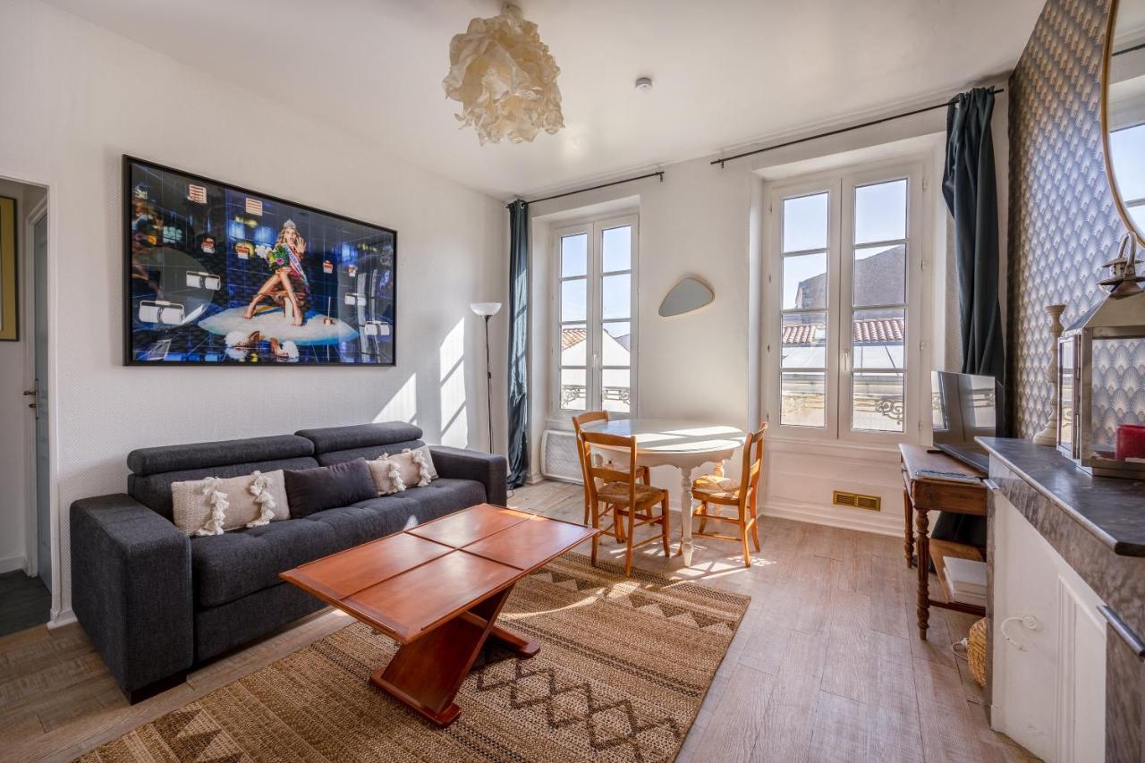 Apartment Myappartlarochelle *