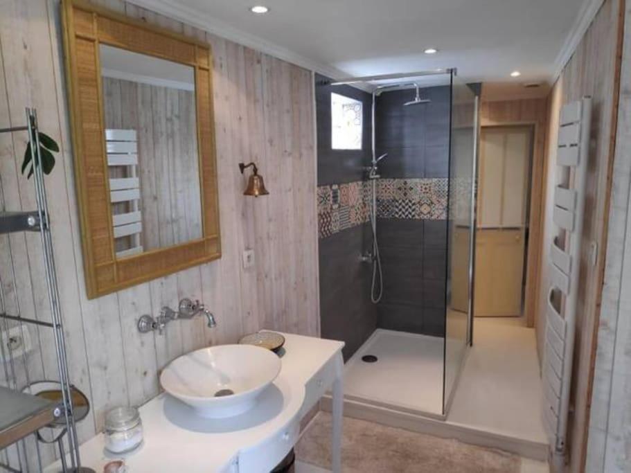 Maison Calme Avec Terasse Proche Centre *