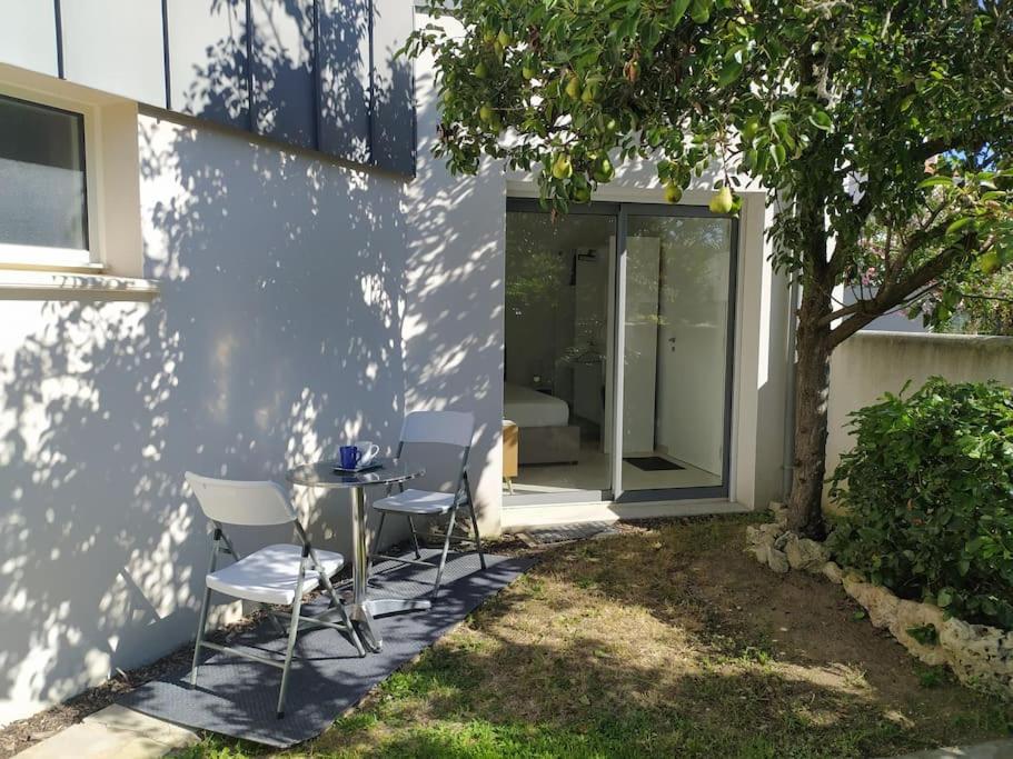 Belle Maisonnette Avec Jardin 2 Pas Du Vieux Port La Rochelle (Charente-Maritime)