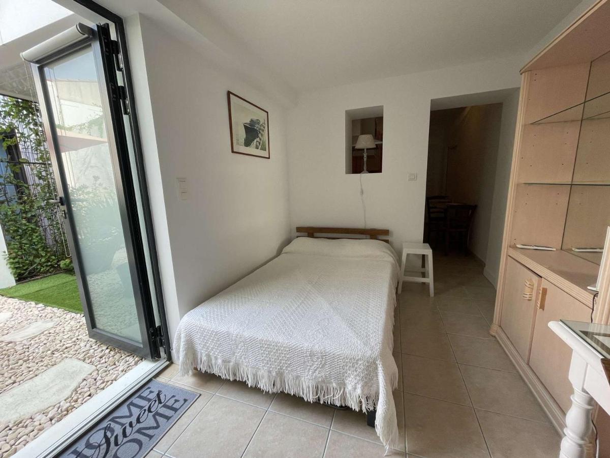 Au Coeur De La Rochelle, Proche Vieux Port, Jardin, Wifi, 2 Pers, Menage Inclus - Fr-1-246-662 * La Rochelle (Charente-Maritime)