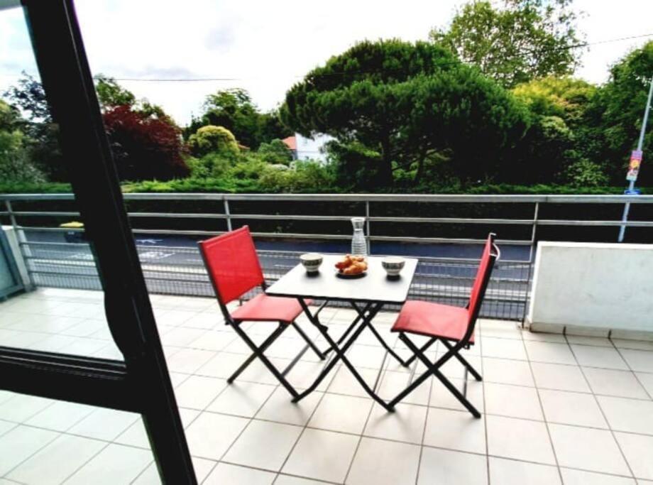 Appartement Lrx-0033 - Grand Studio A Moins D'1km De L'ocean La Rochelle (Charente-Maritime)