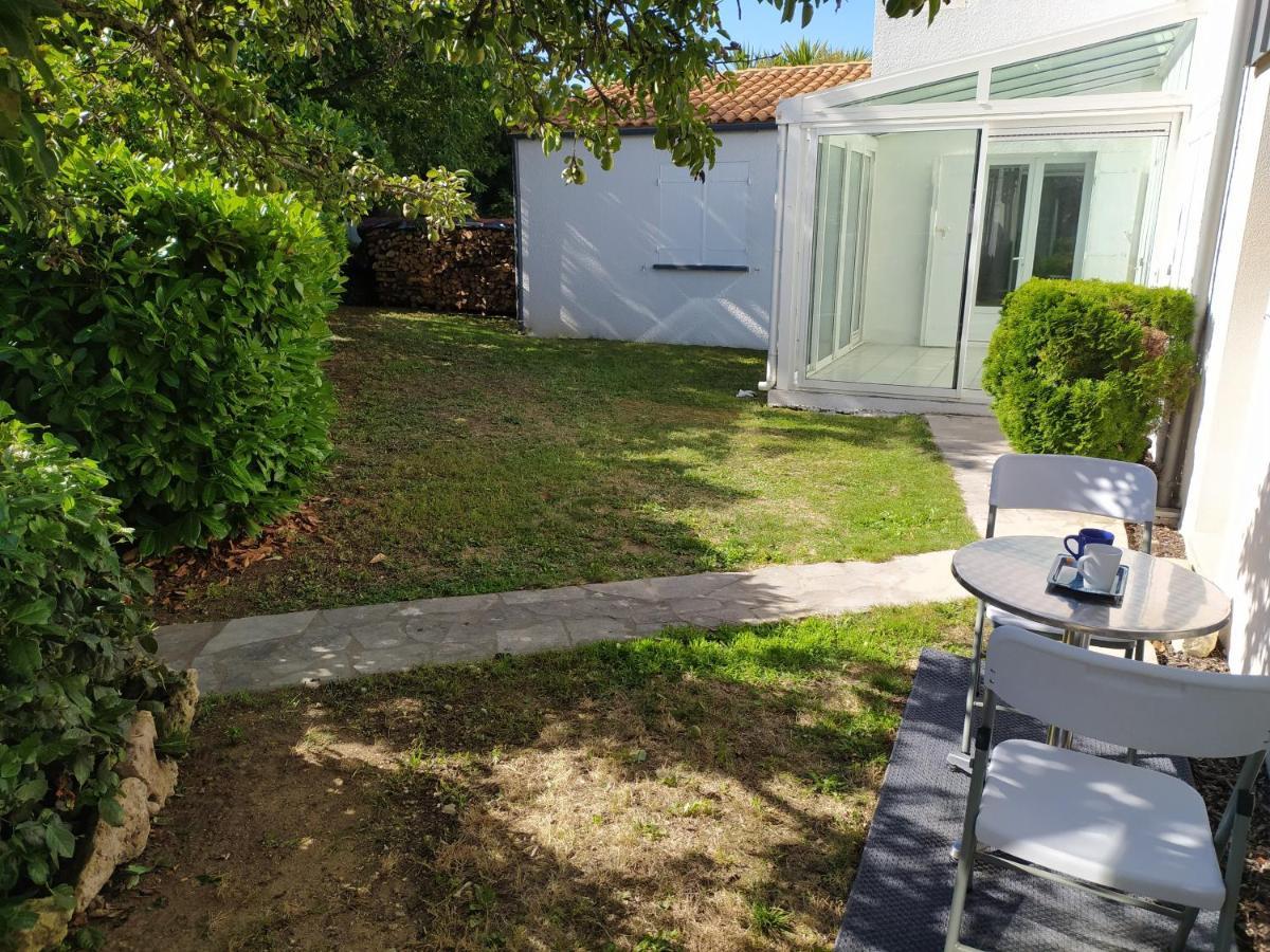 Belle Maisonnette Avec Jardin 2 Pas Du Vieux Port Hébergement de vacances *