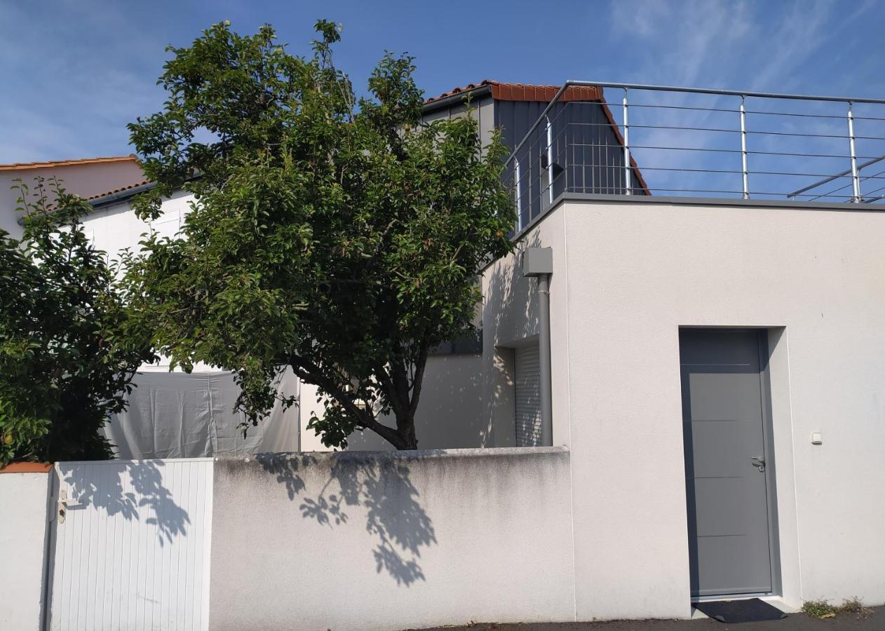 Hébergement de vacances Belle Maisonnette Avec Jardin 2 Pas Du Vieux Port La Rochelle (Charente-Maritime)