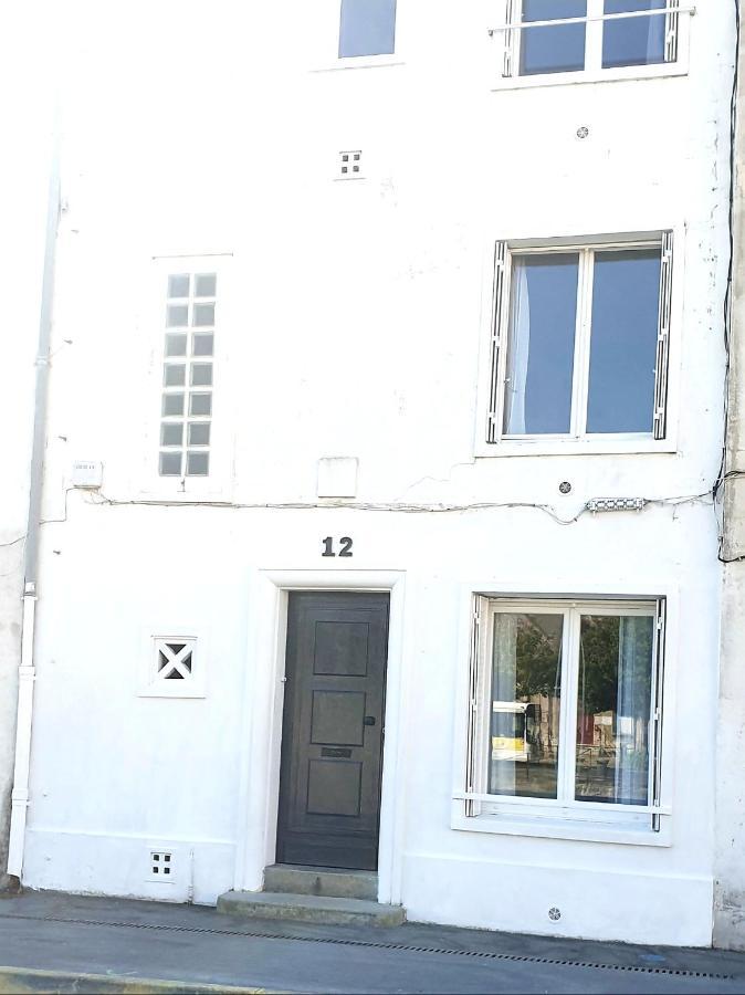 Maison Sur Le Quai La Rochelle (Charente-Maritime)