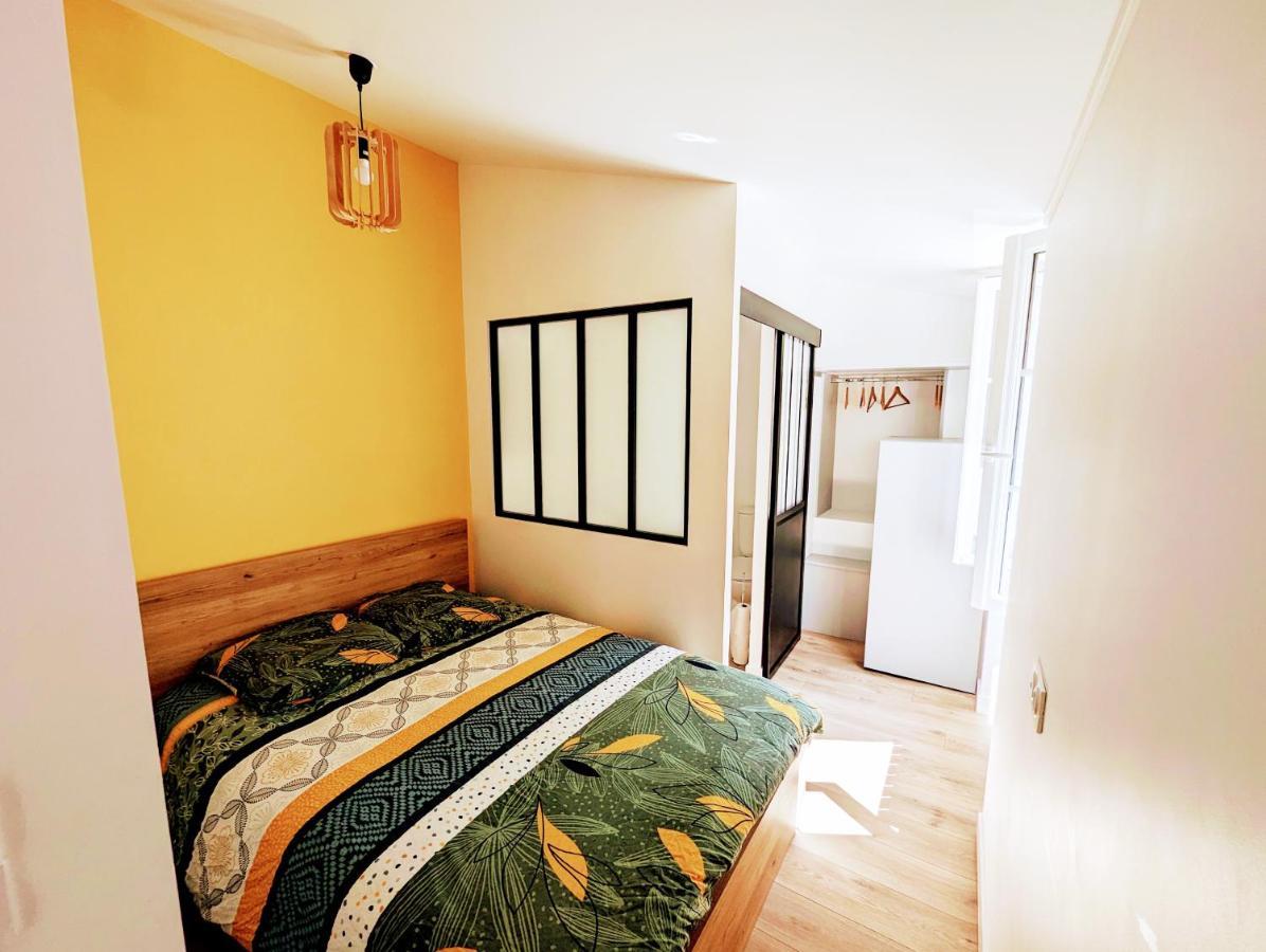 Au Coeur De La Rochelle / Neuf Apartment