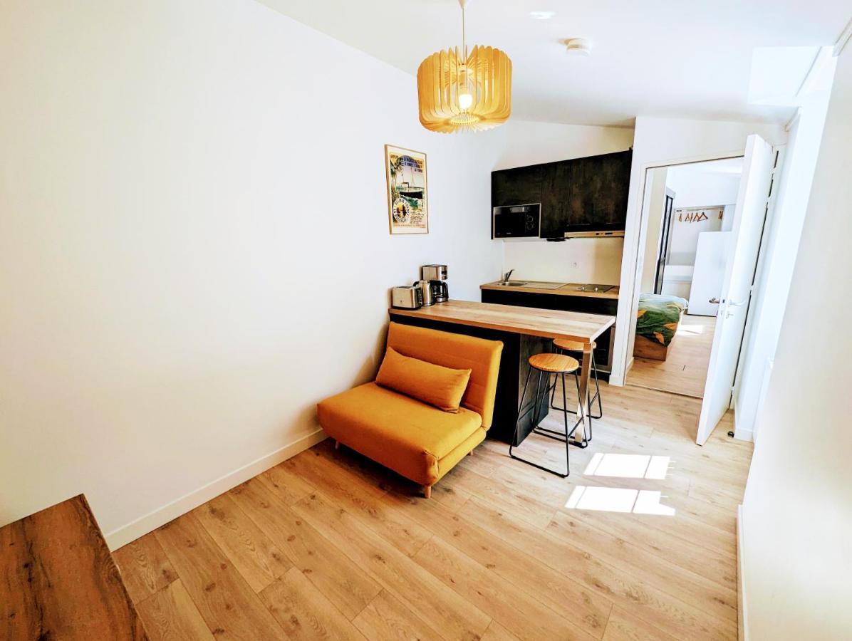 Au Coeur De La Rochelle / Neuf Apartment