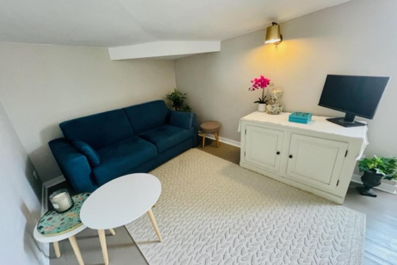 Air-conditioned Rooftop Flat In Appartement La Rochelle (Charente-Maritime)