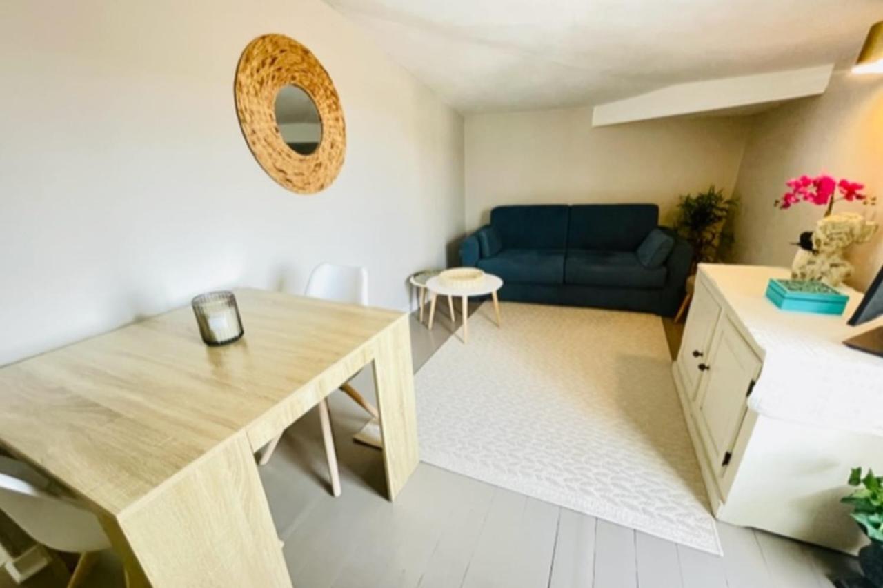 Air-conditioned Rooftop Flat In Appartement *