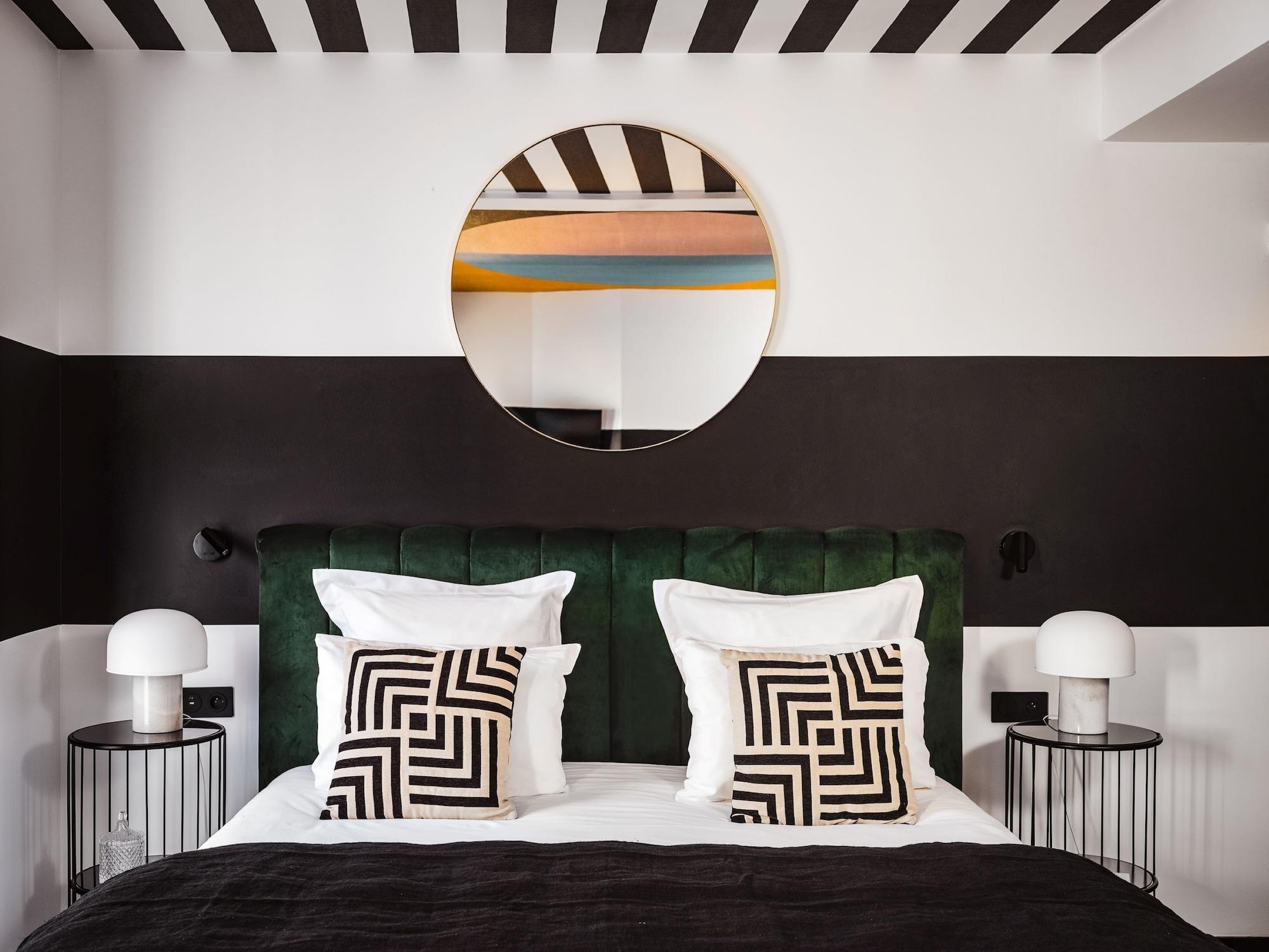 Maisons Du Monde & - La Rochelle Vieux Port Hotel 3*