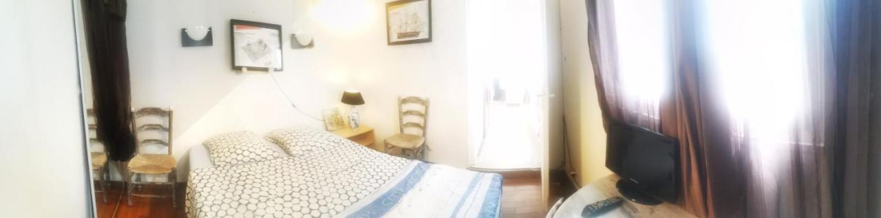 Homestay Petite Maison 15 Mn A Pied Du Marche Et Vieux Port La Rochelle (Charente-Maritime)