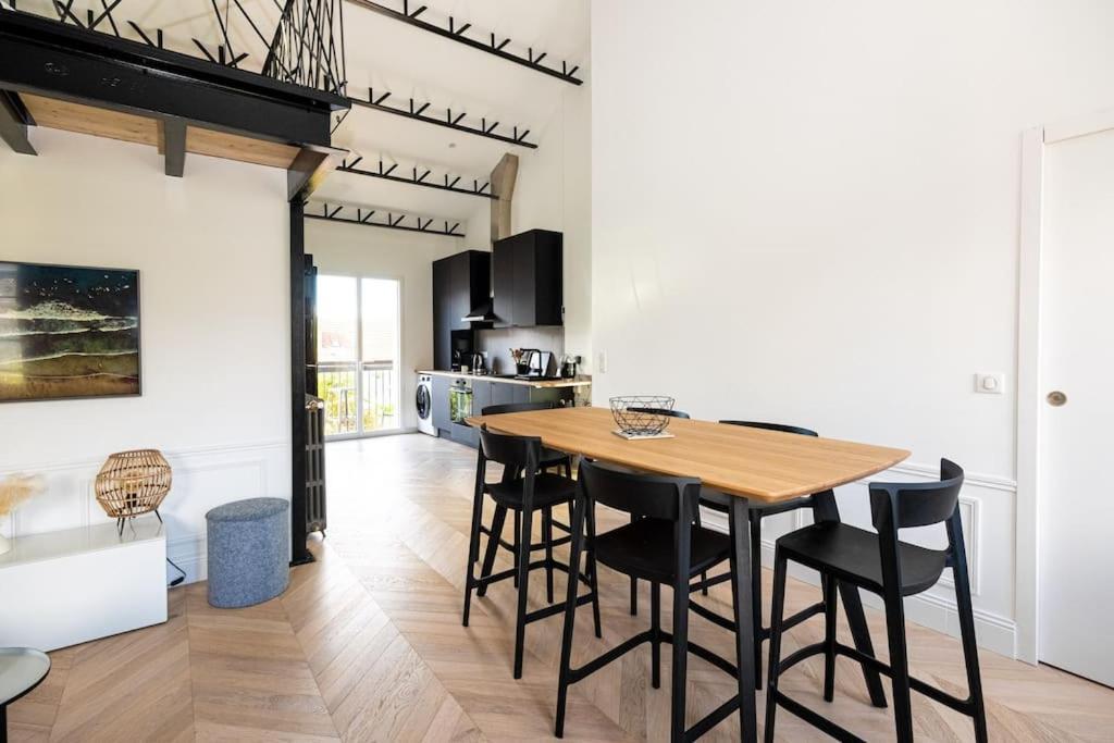 Superbe Facon Loft A 2 Pas Du Centre !