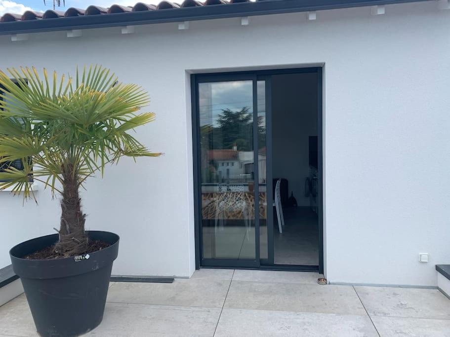 Maison Terrasse Proche Centre Et Ile De Re La Rochelle (Charente-Maritime)