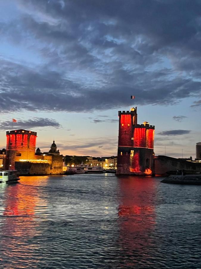 Sejour Unique A Bord D Un Voilier Au Coeur De La Rochelle