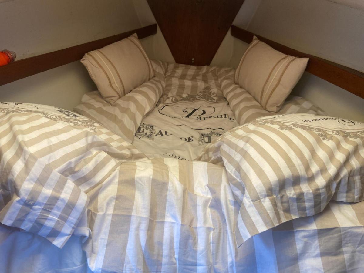 Sejour Unique A Bord D Un Voilier Au Coeur De La Rochelle *