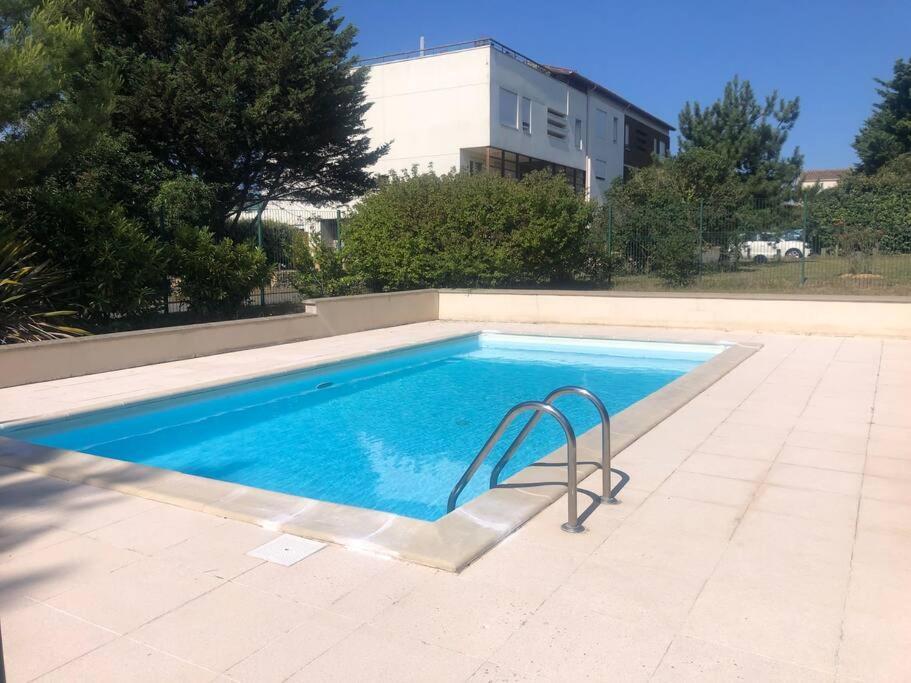T2 Avec Piscine Et Terrasse Dans Arboree Apartment *