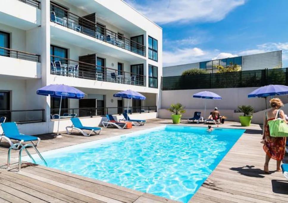 Caporizon-l'archipel-t1-piscine-plein Centre-terrasse *