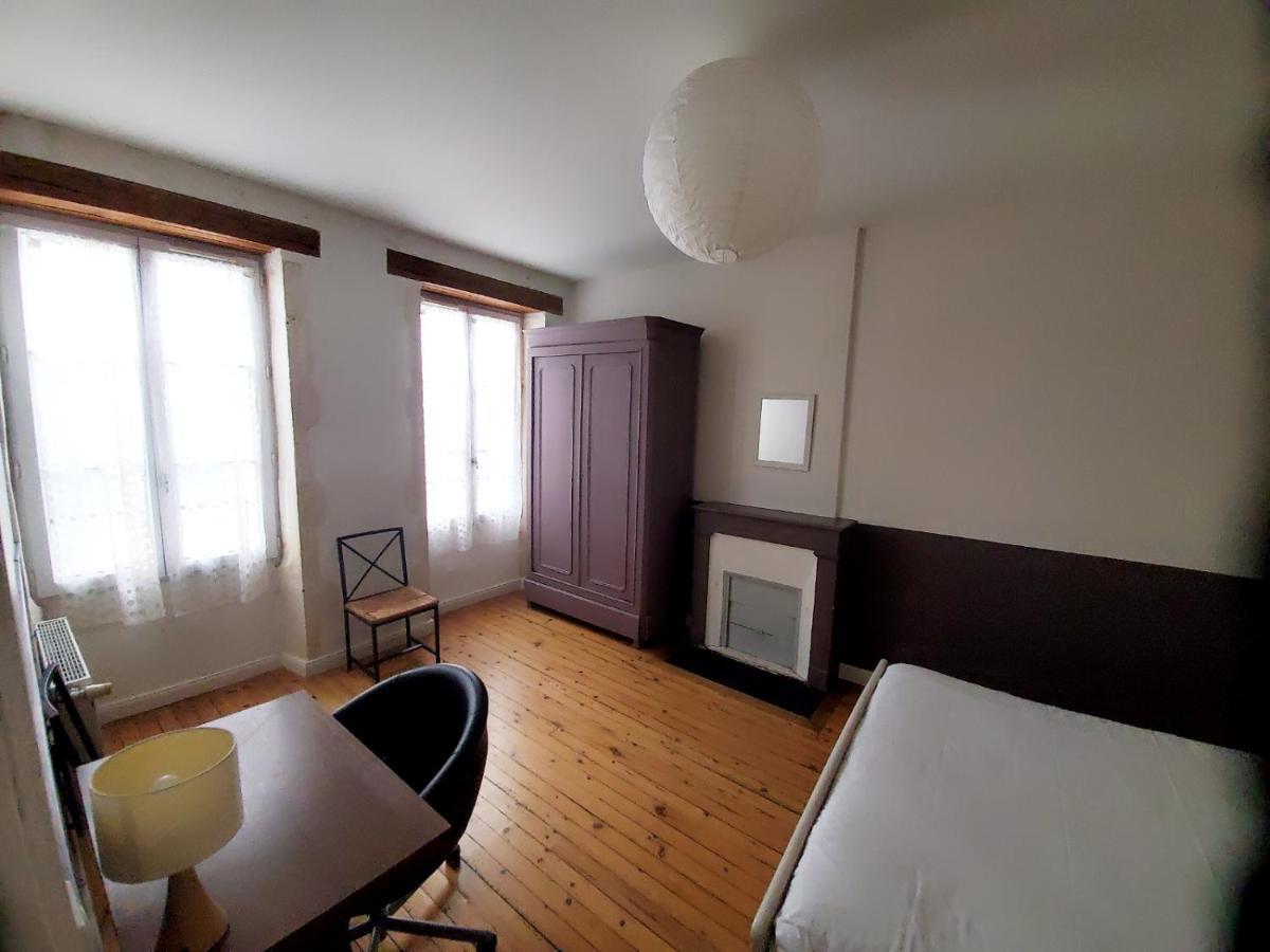 Les Marionnettes, Maison De 80m2 Avec Terrasse