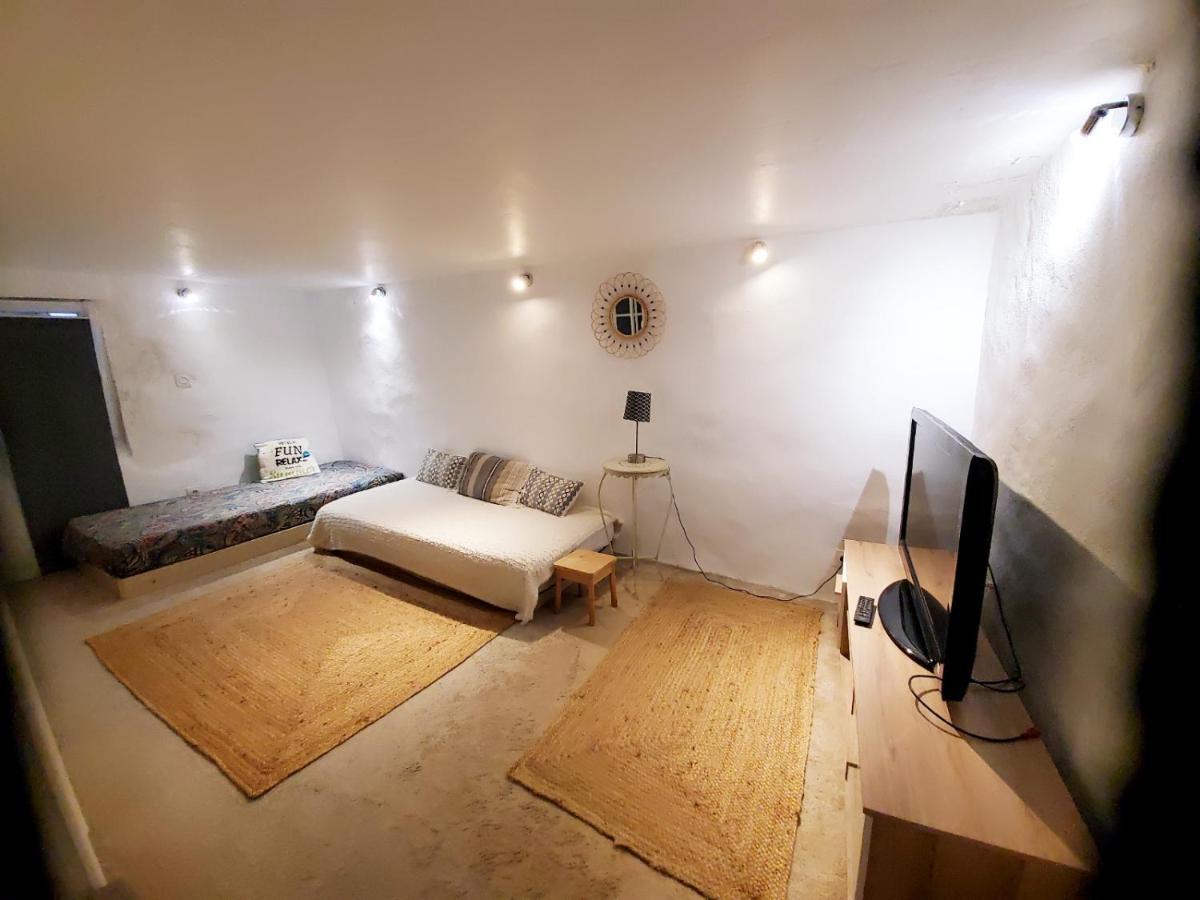Les Marionnettes, Maison De 80m2 Avec Terrasse * La Rochelle (Charente-Maritime)