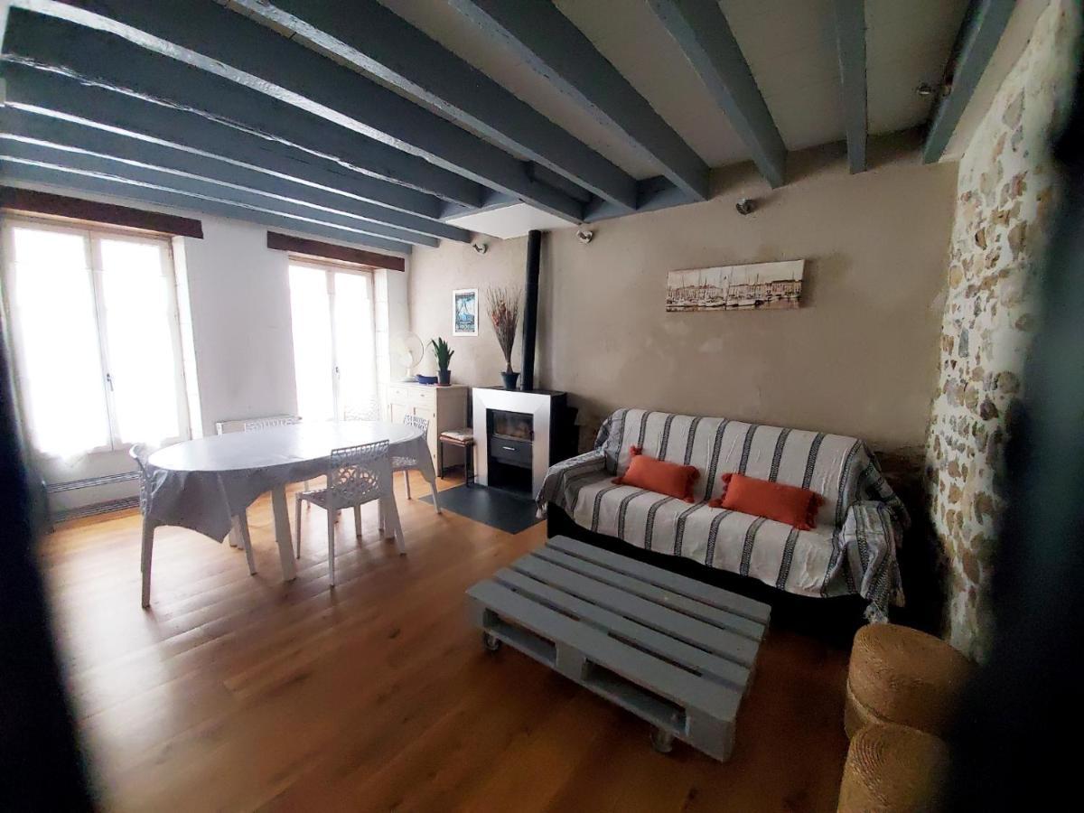Les Marionnettes, Maison De 80m2 Avec Terrasse
