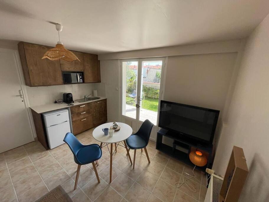 La Rochelle Rdc De Maison Proche Ile De Re