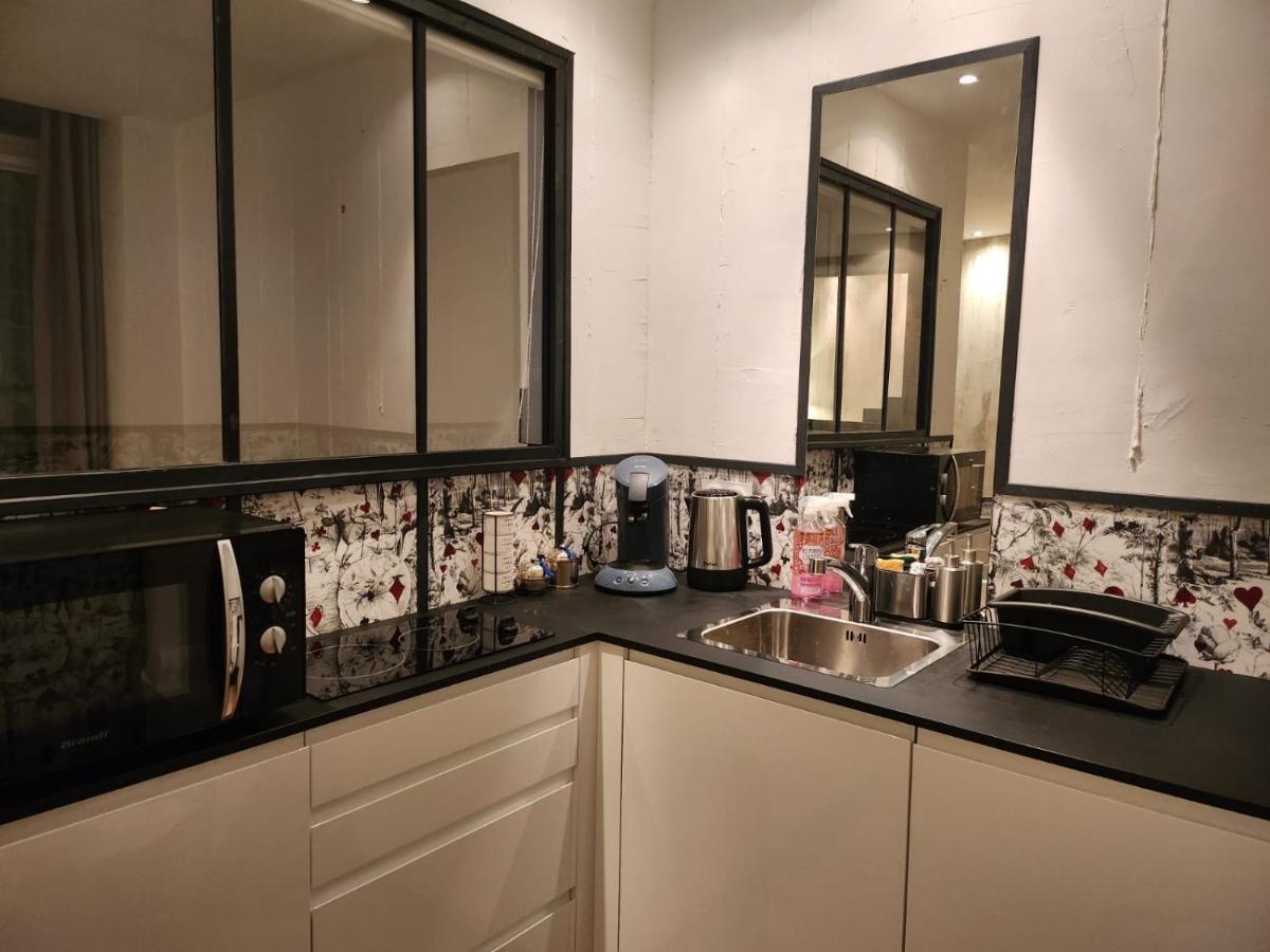 Apartment Cocon Iode Cosy Equipe, Baigne De Lumiere, Situe Au Coeur De La Rochelle A 1min A Pied Du Marche Avec Tv Et Wifi La Rochelle (Charente-Maritime)