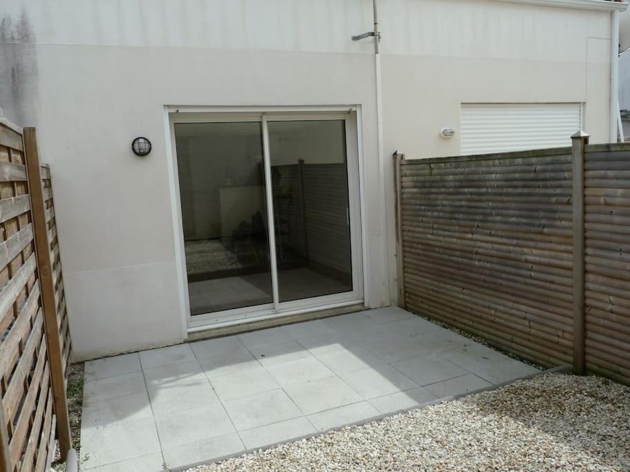 Petite Maison Avec Jardin * La Rochelle (Charente-Maritime)