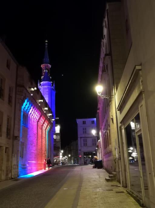Apartment Les Arcades, T2 En Hypercentre La Rochelle (Charente-Maritime)