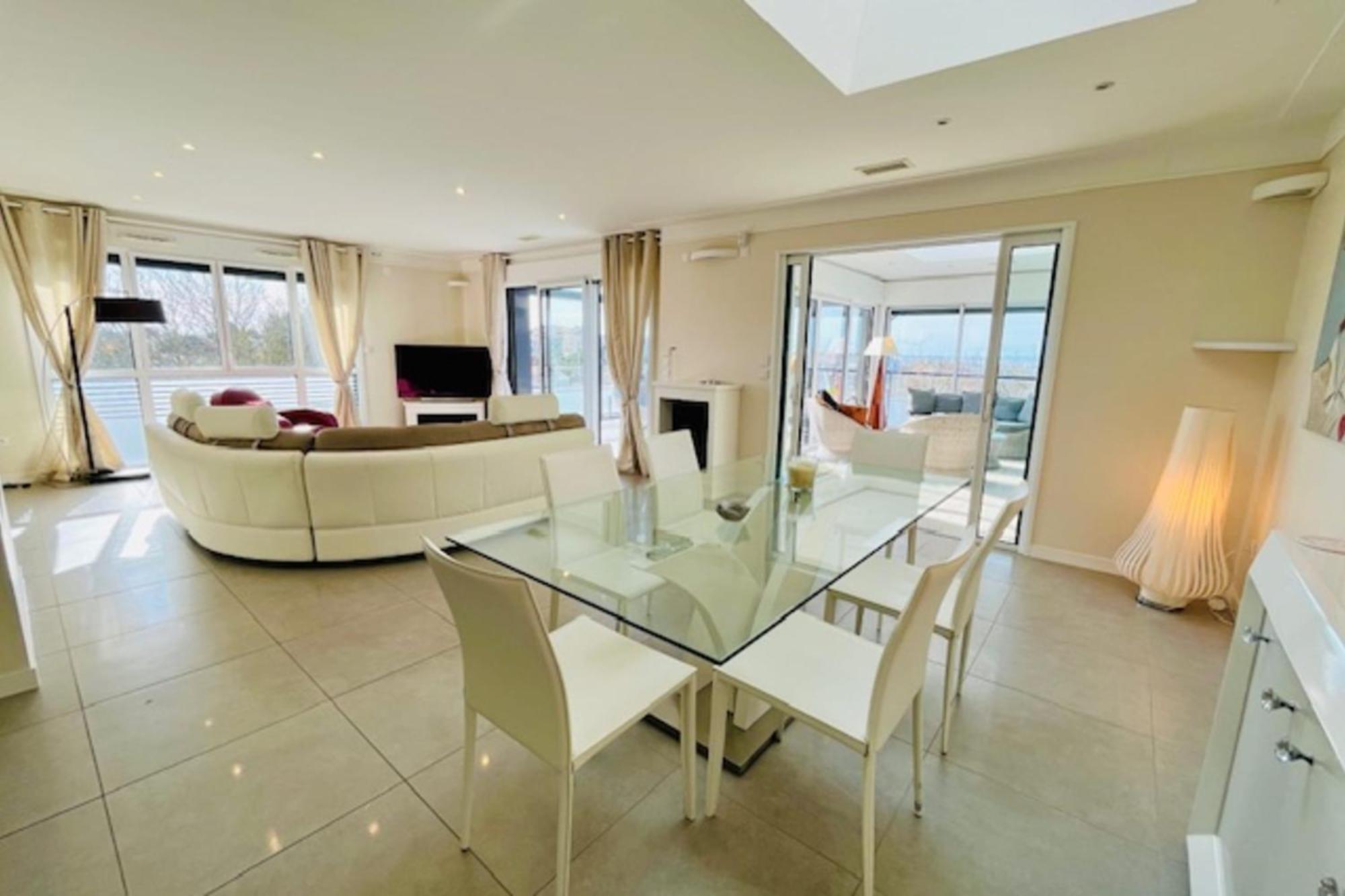 Rooftop Sea View With Private Pool Appartement *