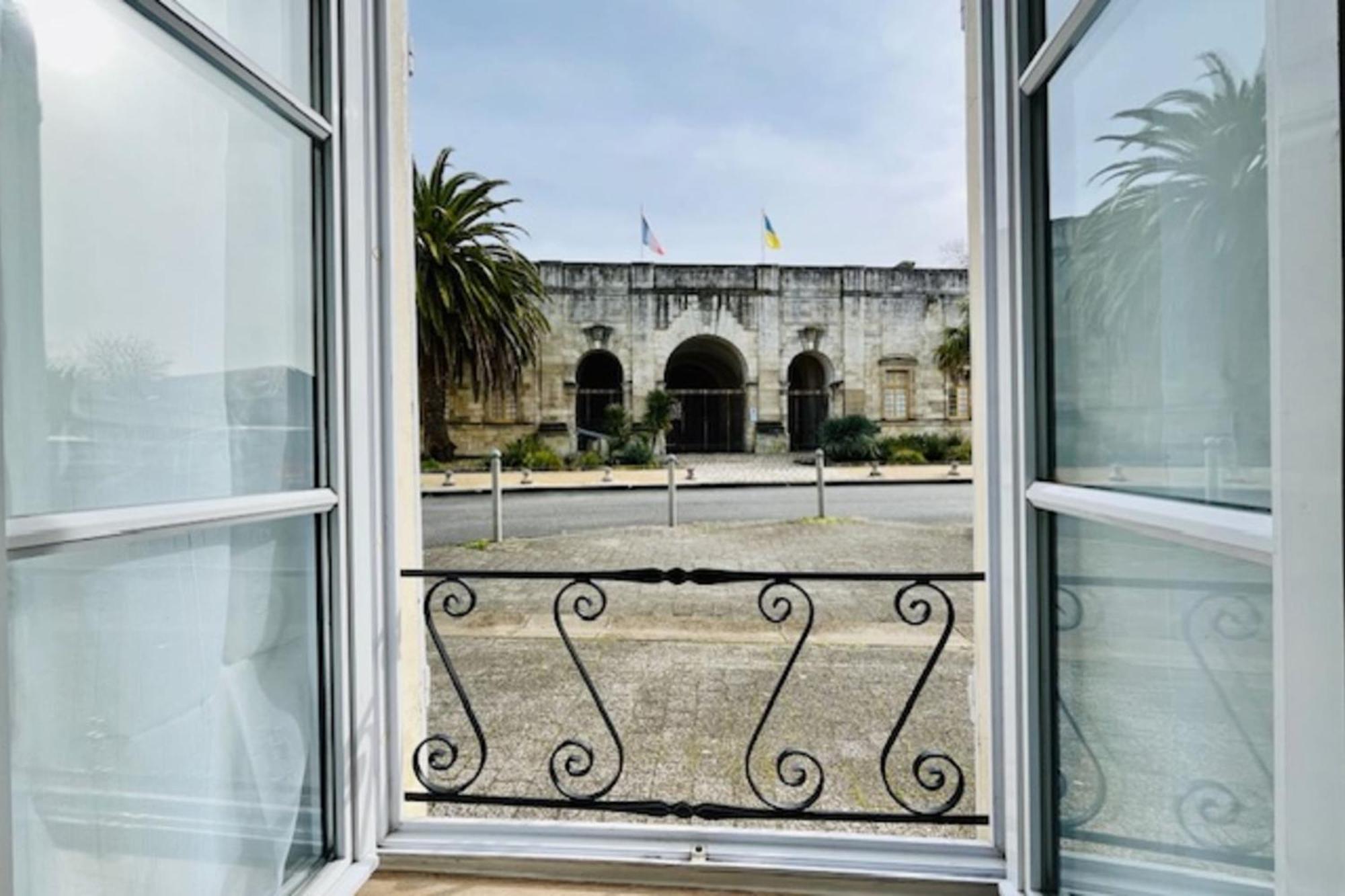 Luminous Cocoon In La Rochelle *