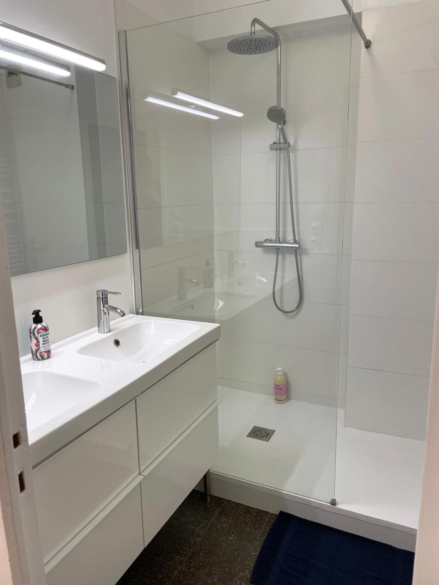 Appartement ღ La Corniche • Grand Studio, Piscine & Parking La Rochelle (Charente-Maritime)