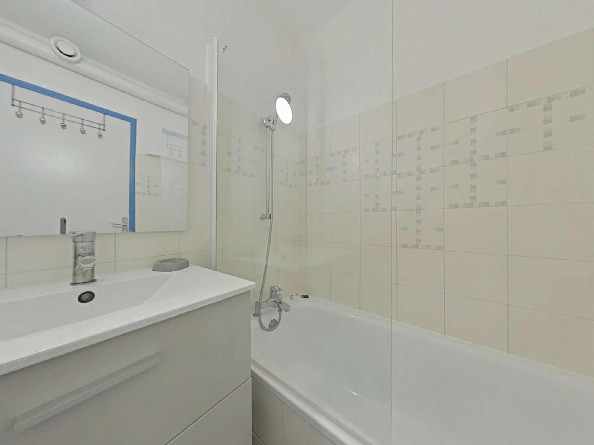 Studio La Rochelle, 1 Pièce, 2 Personnes - Fr-1-246-303