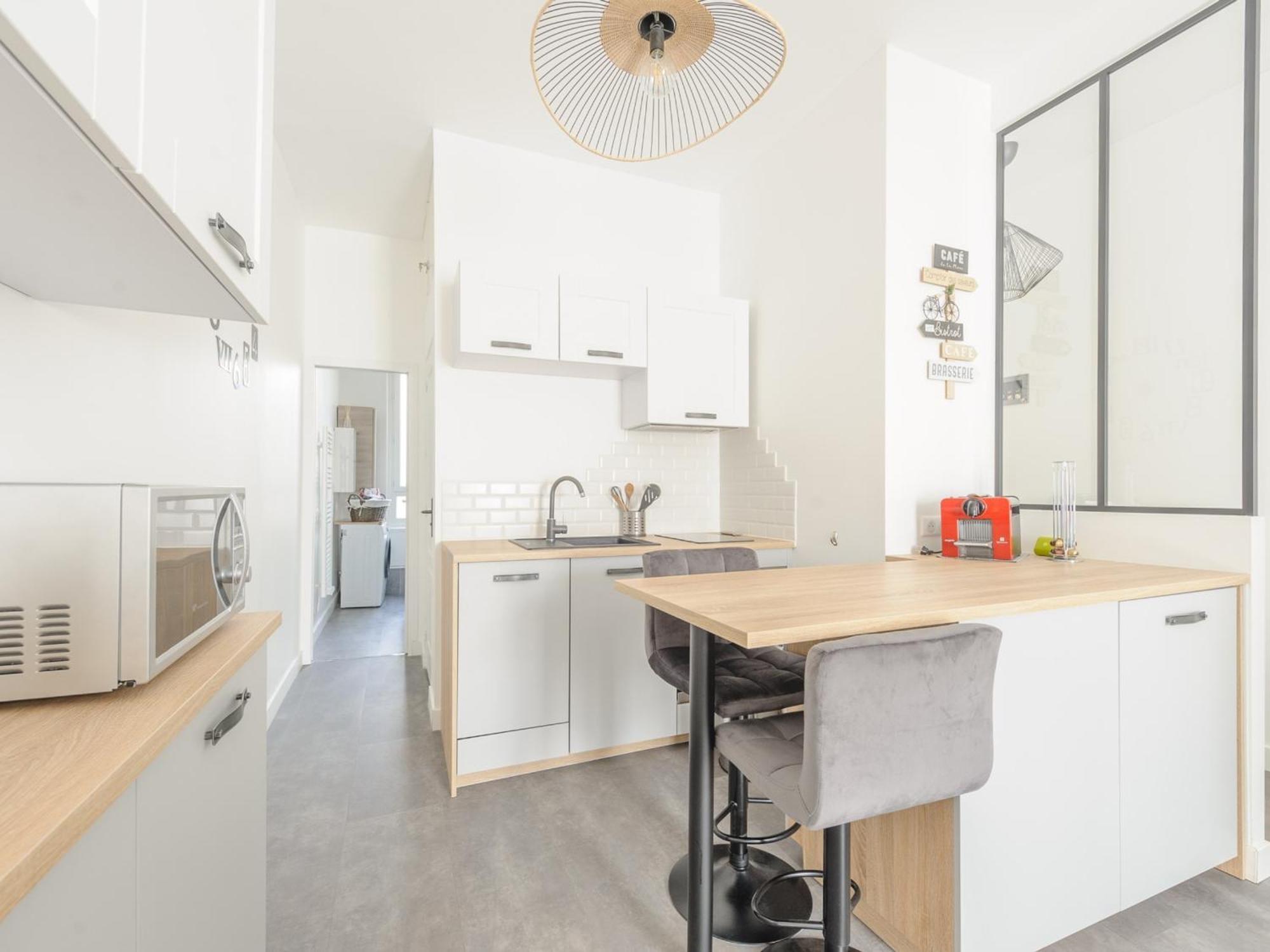 Renove Au Coeur De La Rochelle, Marche A 25m, 2 Personnes, Wifi - Fr-1-535-43 Apartment *