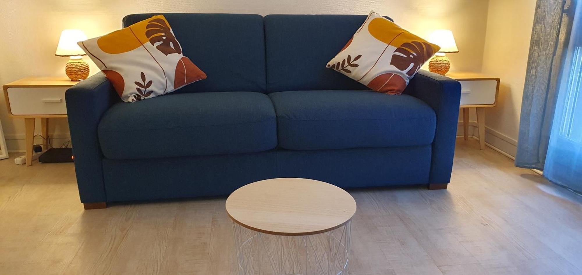 Grand Studio Chaleureux à Port Neuf Appartement