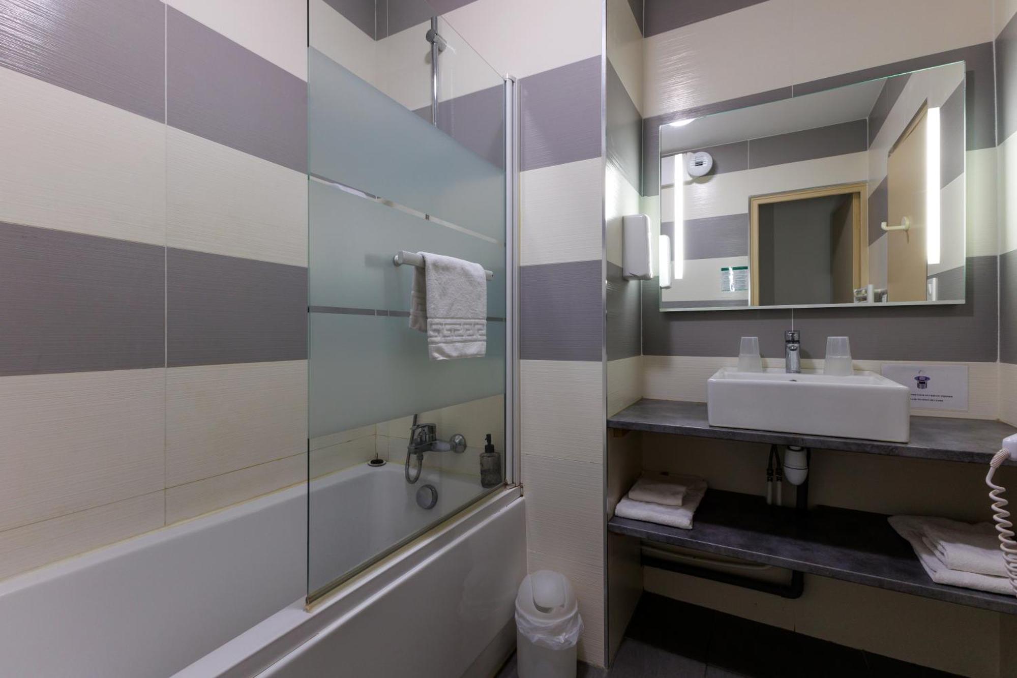 Hotel Logis Le Rochelois La Rochelle (Charente-Maritime)