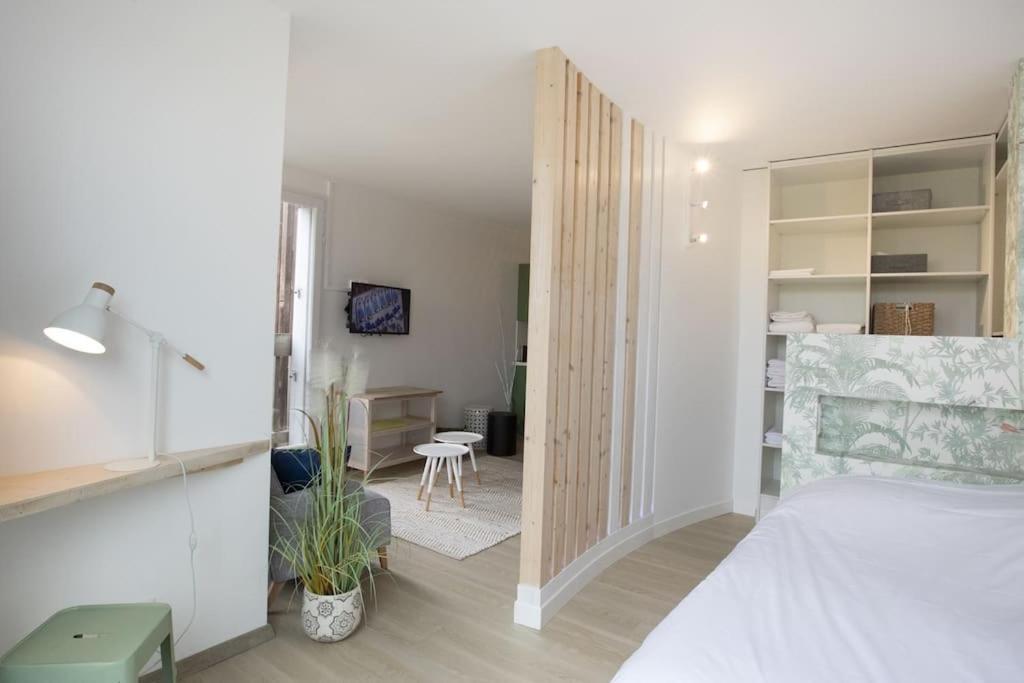 Appartement 50m From The Ultra Cosy Balcony Near The Cen La Rochelle (Charente-Maritime)