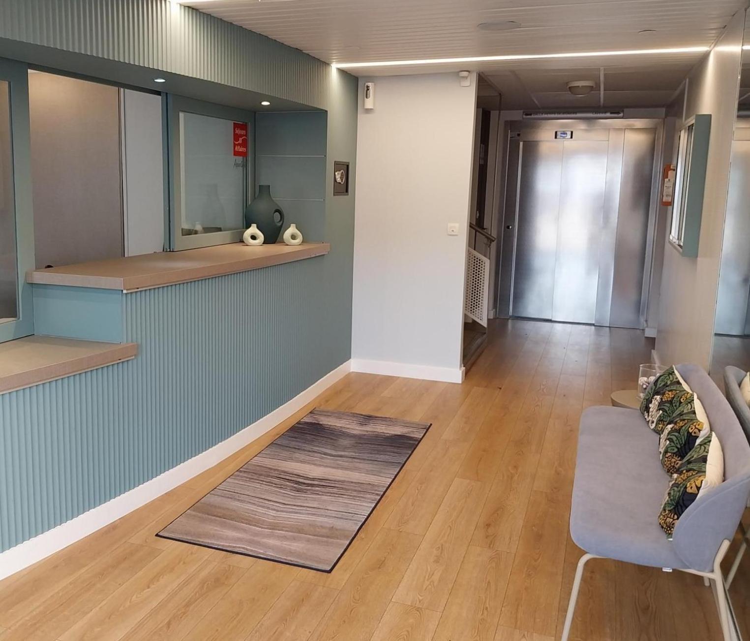 Sejours & Affaires La Rochelle Les Minimes Aparthotel 2*