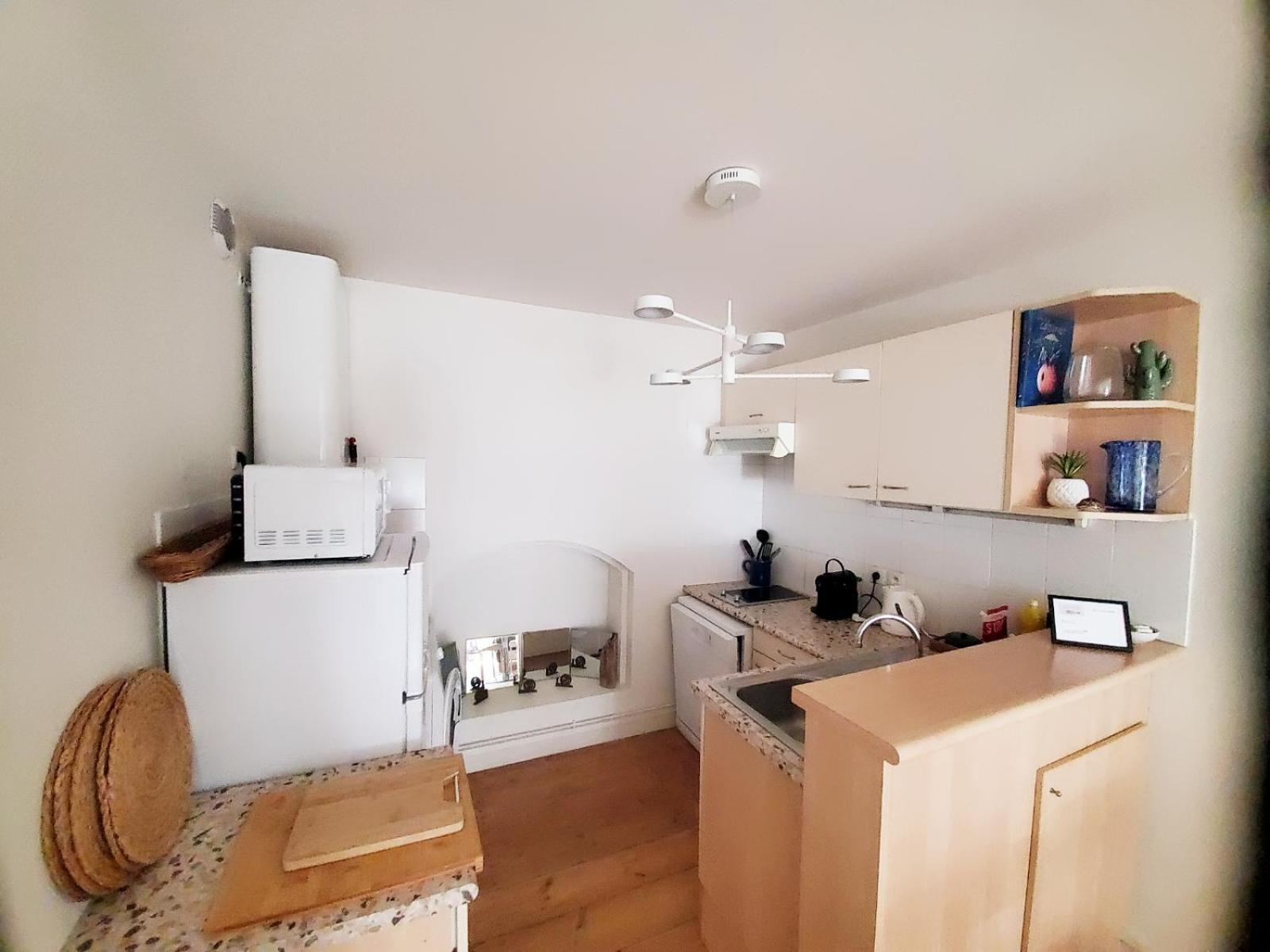 De 2 Avec Parking Apartment La Rochelle (Charente-Maritime)