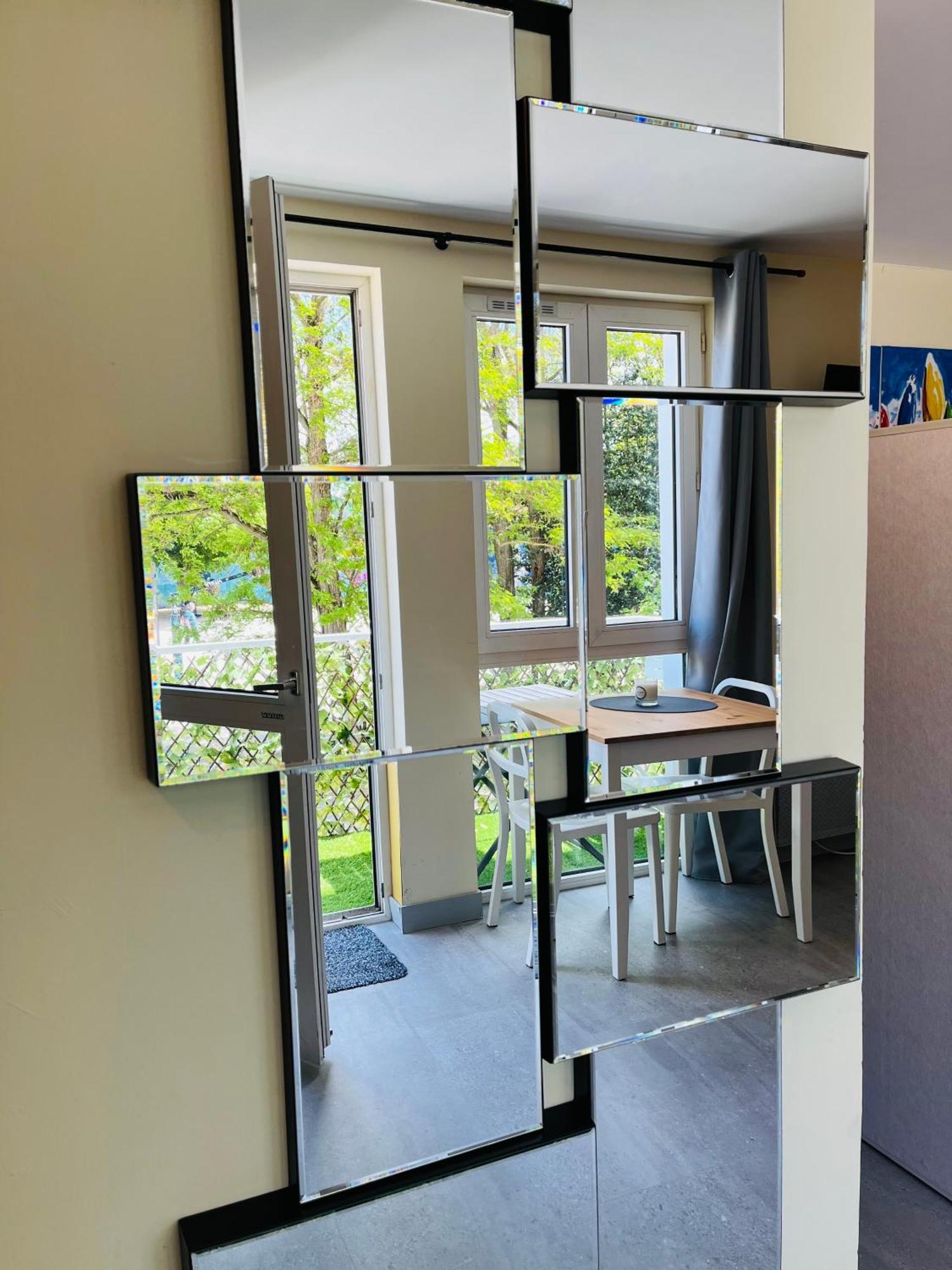 Les 3 Tours Et Parking