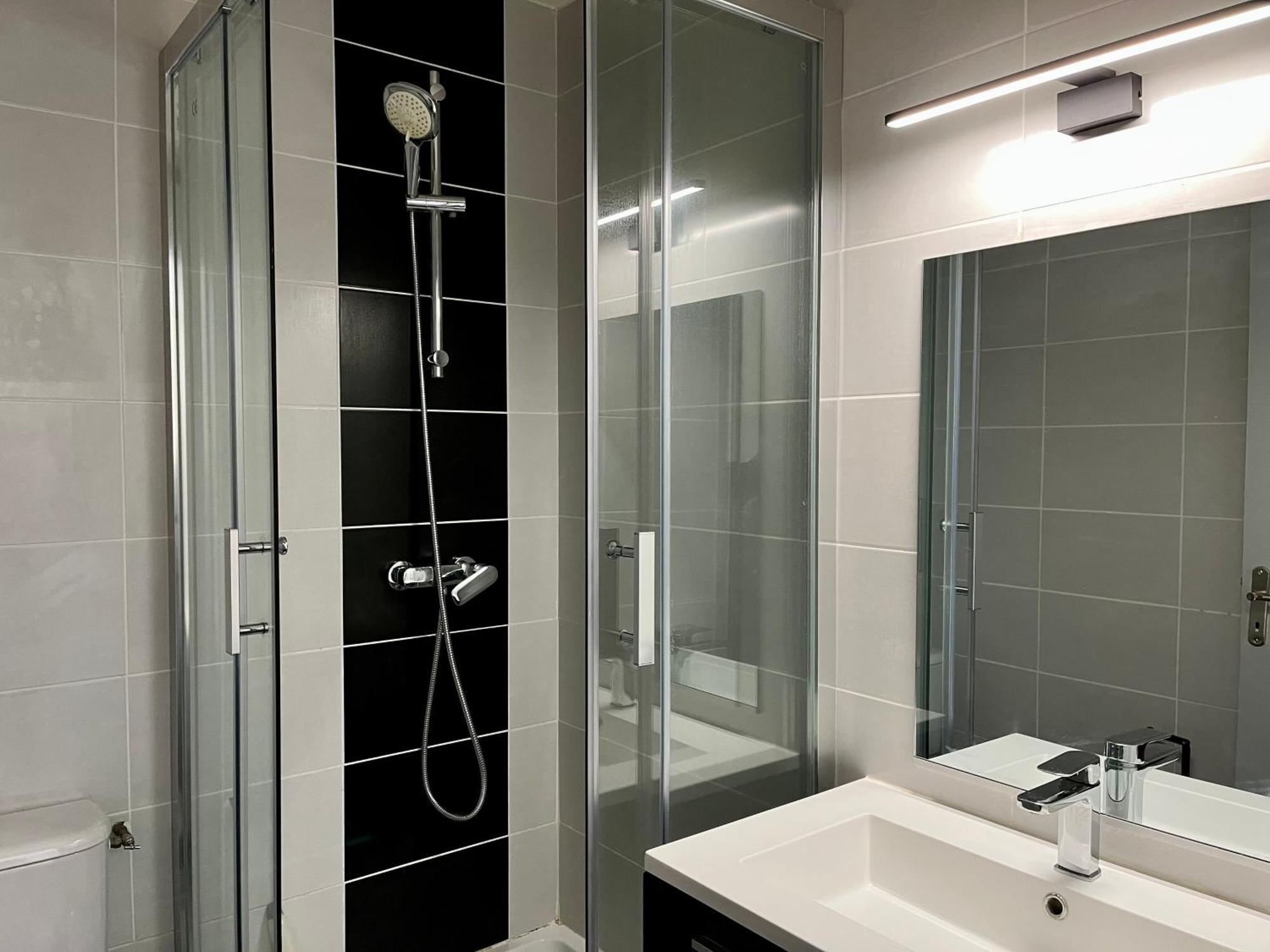 Appartement Les 3 Tours Et Parking La Rochelle (Charente-Maritime)