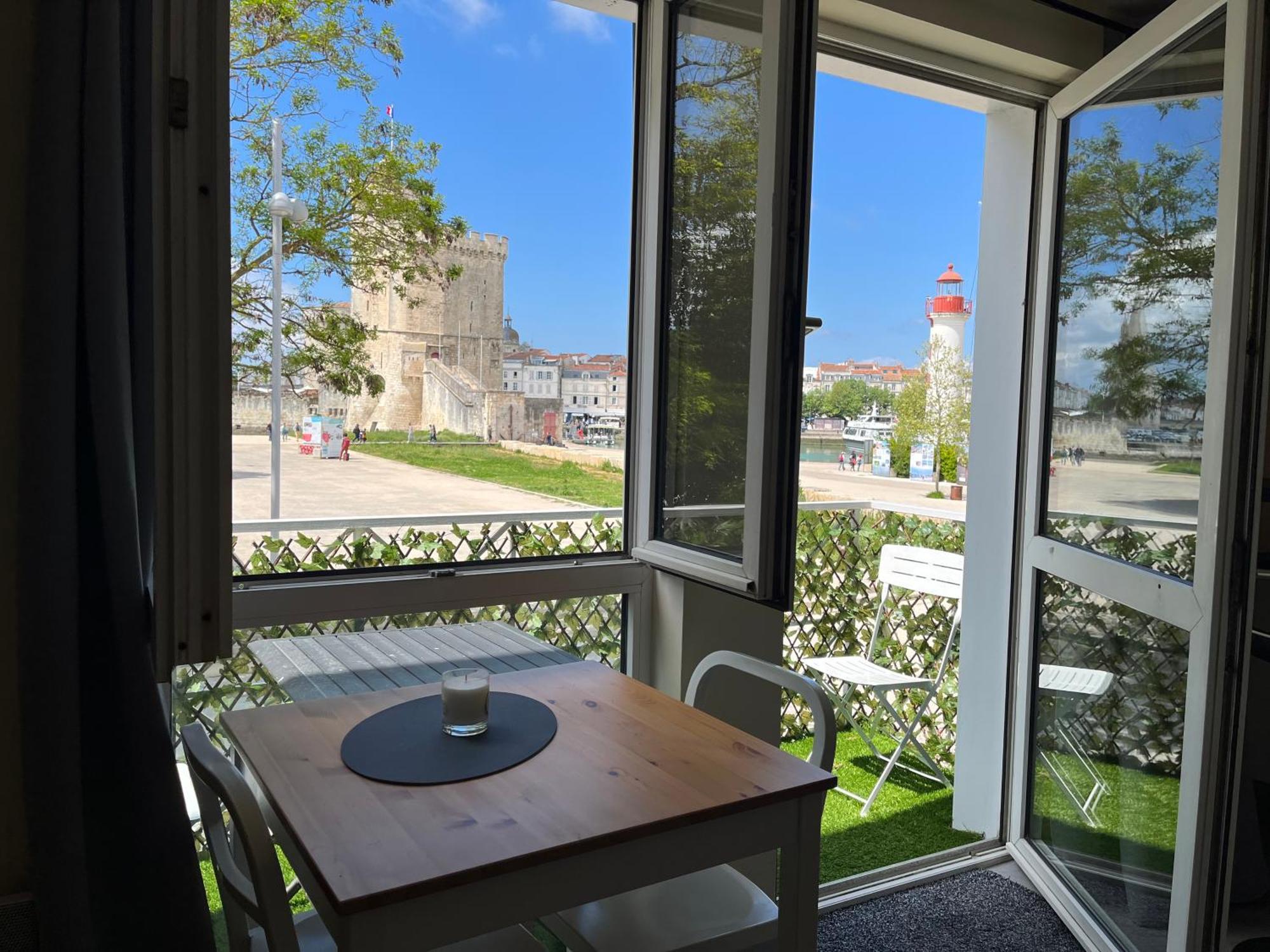 Les 3 Tours Et Parking Appartement La Rochelle (Charente-Maritime)