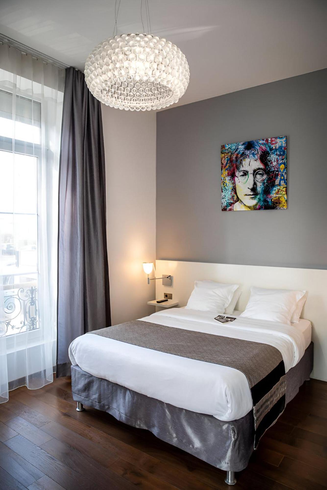 Le Manoir Hotel 3*